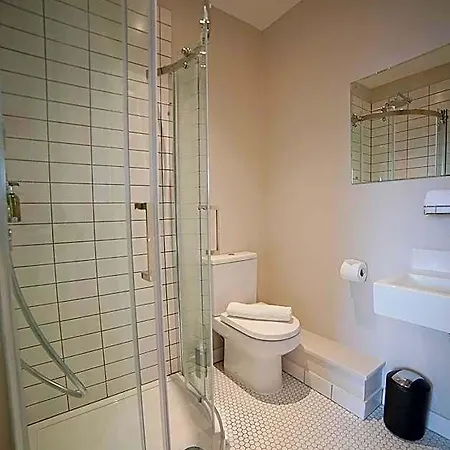 Holiday home The Alma Taverns Boutique - 3 - Hopewell Bristol
